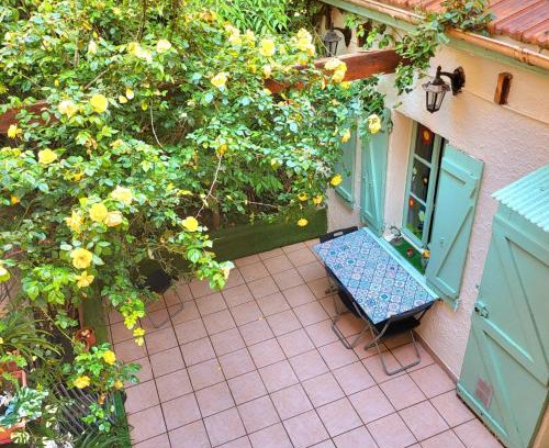 3rd Arrondissement Apartment | bambou house x Jardin calme centre-ville