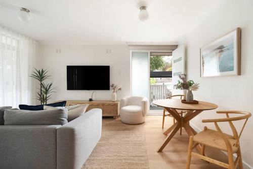Bar Beach Apartment | Bar Beach - Bar Beach Bliss
