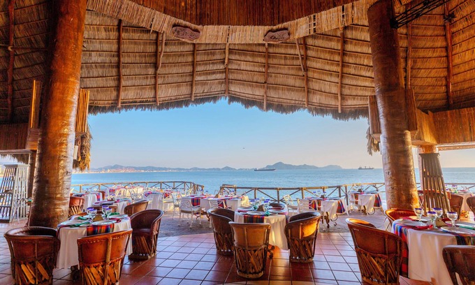 Peninsulas de Santiago Resort | Barceló Karmina All Inclusive