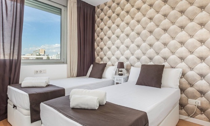 Sant Adria de Besos Apartment | BARCELONA BEACH FORUM 25