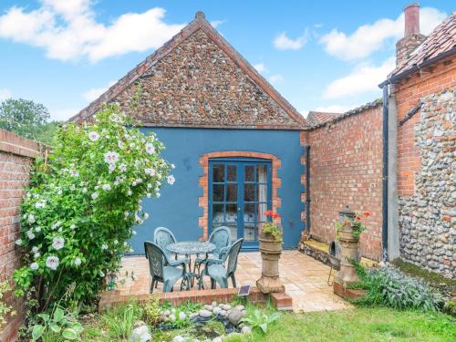 Great Snoring House | Barn Cottage