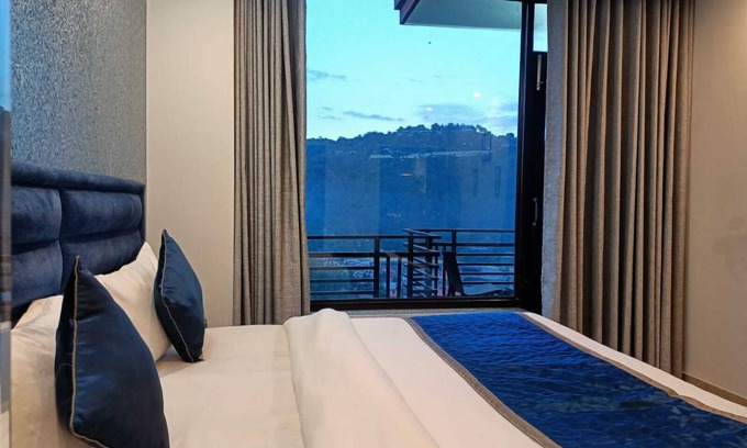 Kumarhatti Hotel | Barog Residency