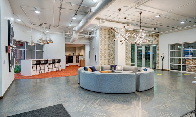 Downtown Reno Apartment | Barsala l Upscale 2BD with Roof-Top Courtyards