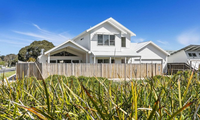 Barwon Heads House | Barwon River Beauty, Barwon Heads