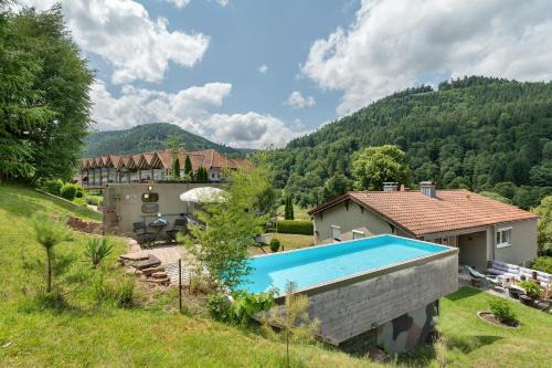 Bad Wildbad House | Base Camp Poolhouse