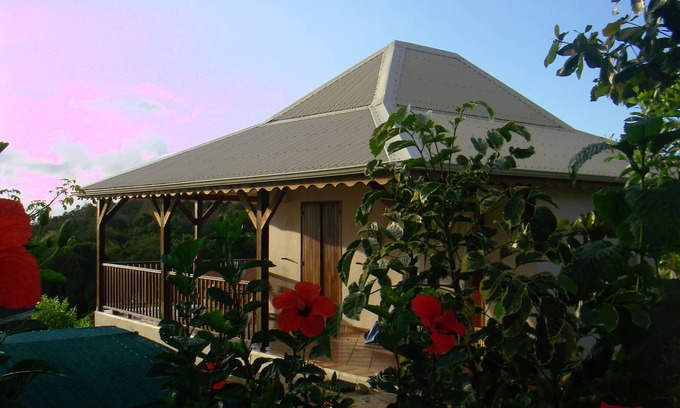 Pointe-Noire House | Basse terre: pretty creole house. beautiful sea view and large swimming pool