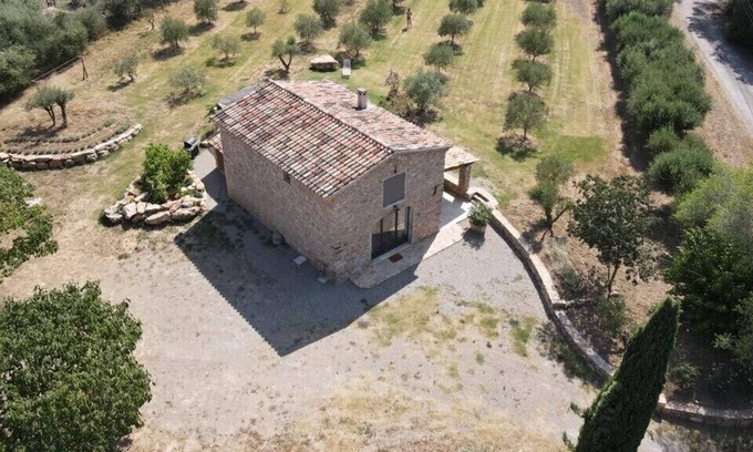Le Thoronet House | Bastidon between Stones and Vines