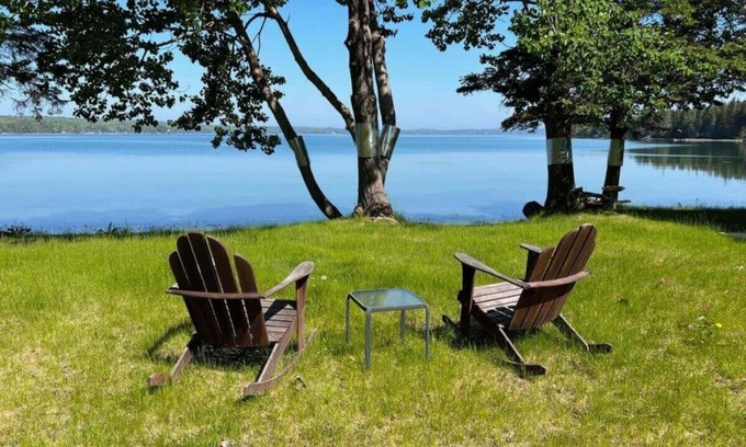 Brooklin Cottage | Batten's ReTreat (formerly Close Call Cottage)