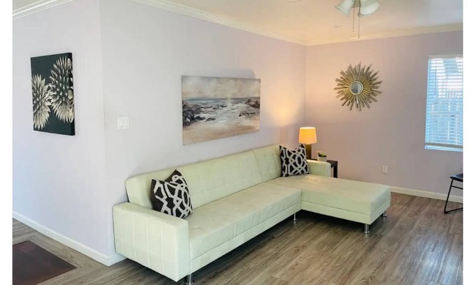 Concord House | Bay Area Family 3bedroom 2 bathroom Concord Oasis!