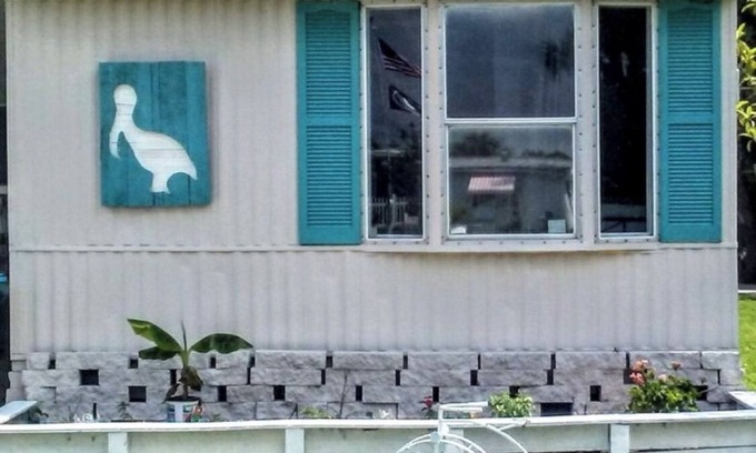 Crawfordville House | Bay, Beach, Pool, Fishing, Golf Cart!Monthly rate discounts!