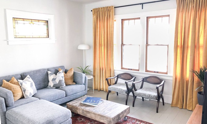 Bay View House | Bay View Beau - Near 3rd Ward, Summerfest, Fiserv