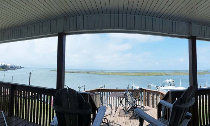 Dauphin Island House | Bay views/Gulf views