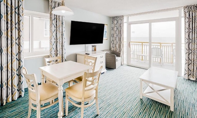 Crescent Beach Hotel | Bay Watch 0411