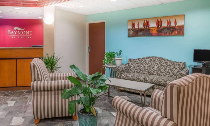 Greensburg Hotel | Baymont by Wyndham Greensburg