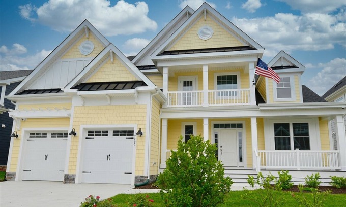 Bayside House | Bayside * 5 BR Luxury Hous, 5 Full Baths * Sleeps 16 * on Golf Course