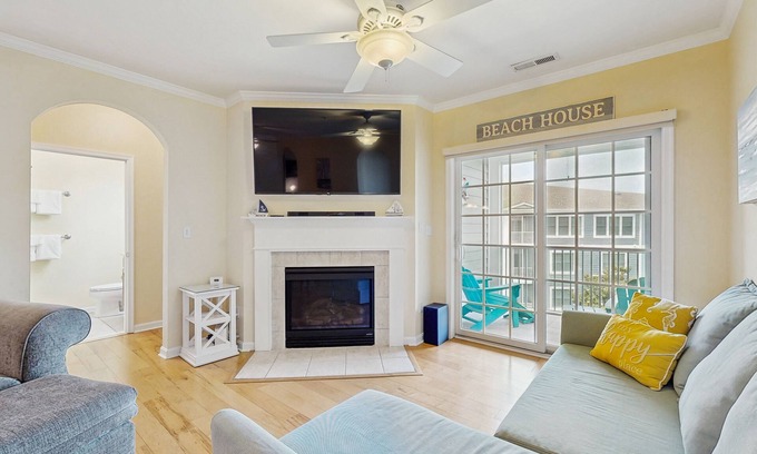 Sun Ridge Condo | Bayside Condo w/Balcony & Amazing Shared Pools, Hot Tub, Golf, Tennis, Fitness