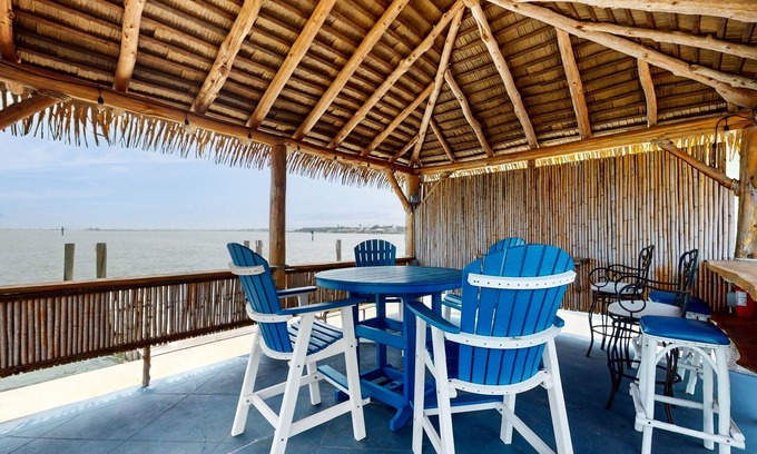 Key Allegro Condo | Bayview condo with bayside deck, Wi-Fi, and outdoor pool