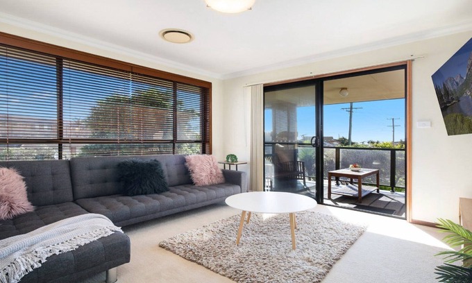 Blue Bay House | BAYVIEW HOUSE | Pet Friendly , Spacious Home | Accom Property