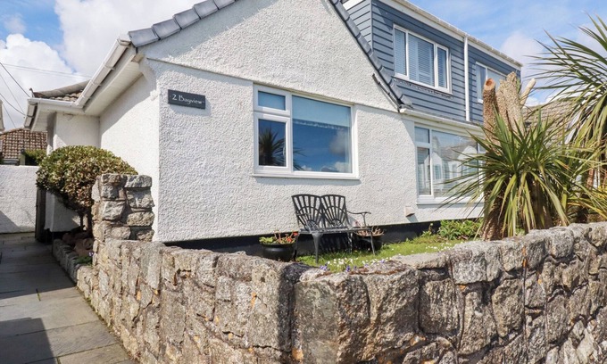 Mevagissey Cottage | BAYVIEW, pet friendly, country holiday cottage in Mevagissey