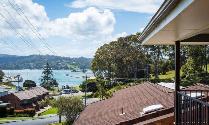 Narooma Apartment | Bayview Unit - Stunning Inlet Views
