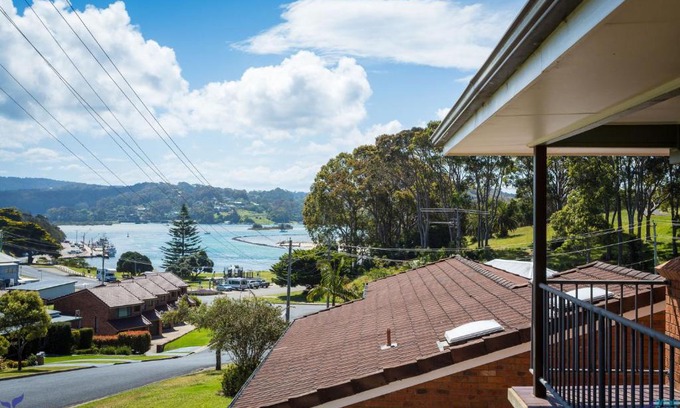Narooma Apartment | Bayview Unit Stunning Inlet Views
