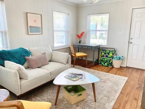 Jacksonville Beach House | Be A Nomad - Beach Bliss - House Perfect for Grps