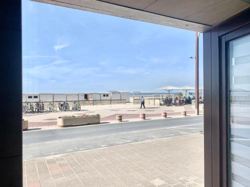 Heist Apartment | BEACH apartment met directe toegang tot het STRAND !