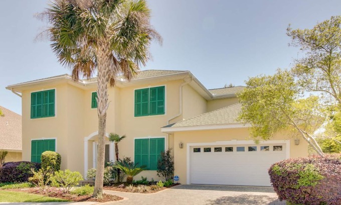 Avalon Beach Estates House | Beach Blessings - A Large Family Home w/Private Beach Access and Pet Friendly