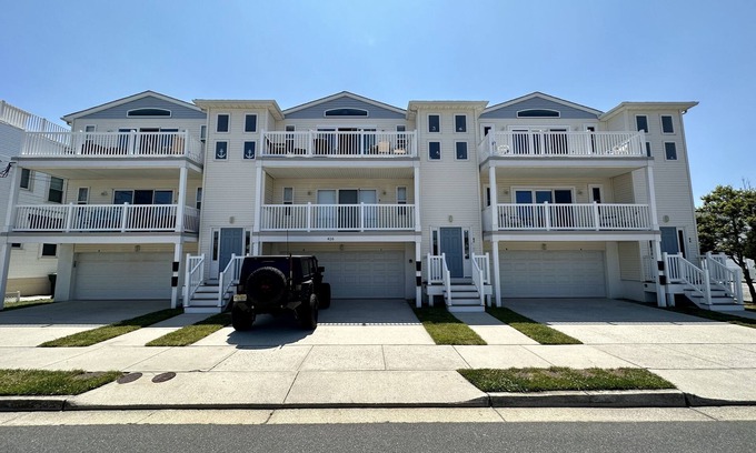 Cape May - Wildwood Condo | BEACH BLOCK, 100 steps to BOARDWALK and SAND, Sleeps 10