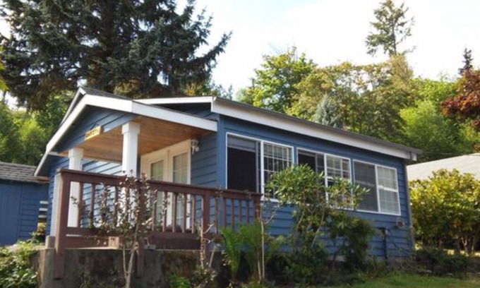 Shelton House | Beach Casita - Allyn Inn