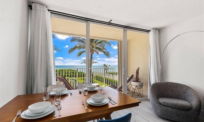 Hutchinson Island South Apartment | Beach Condo/High-End Finishes/Island Beach Resort/No Cleaning Fee/Condo 202