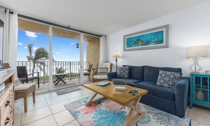 Hutchinson Island South Apartment | Beach Condo/Island Beach Resort/No Cleaning Fee/Condo 309