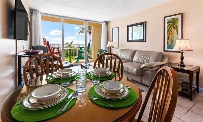 Hutchinson Island South Apartment | Beach Condo/Island Beach Resort/No Cleaning Fee/Condo 206