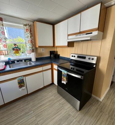 Hampton House | Beach Cottage on North Beach