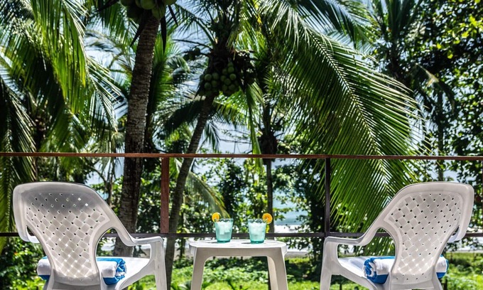 Puerto Viejo de Talamanca Apartment | BEACHFRONT & Ocean View Second Floor