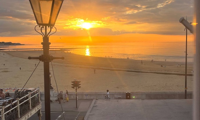 Margate Apartment | Beach, Dreamland, Restaurants Nearby- Sunny Garden