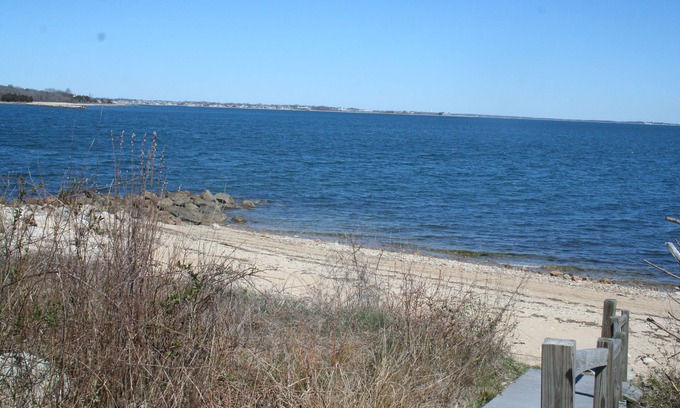 Nonquitt House | Beach Front Rental - 'Perfect when Your Stay is Longer '