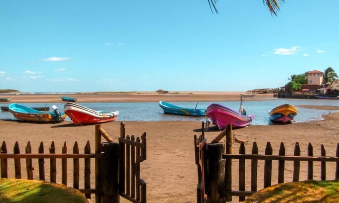 Las Penitas House | Beach front room with amazing breakfast