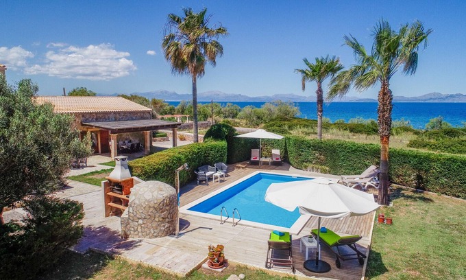 Arta Cottage | Beach Holiday house with pool only 50m to the beach, Colonia Sant Pere, Mallorca