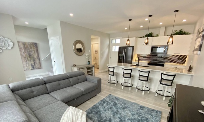 Okanagan-Similkameen House | Beach House -2021 Brand New - 3 min Walk to Beach