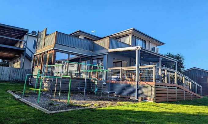 San Remo House | Beach house bliss in San Remo