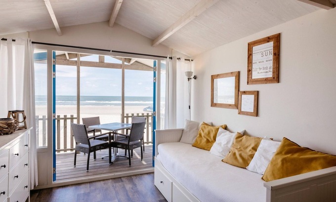 Wijk aan Zee House | Beach House in Wijk aan Zee with Sea Views