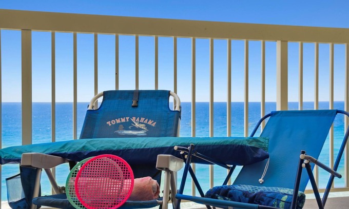 Miramar Beach Condo | Beach Please! 2- full Bathrooms! Quiet West End