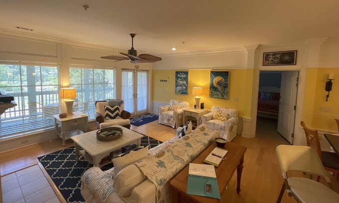 Melrose on the Beach Villa | "BEACH RETREAT! PET FRIENDLY,LAND TRANSPORTATION INCLUDED