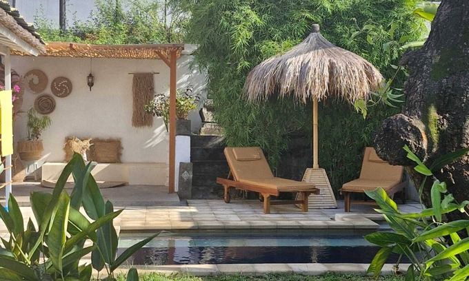 Sanur House | Beach Side, Villa, 3 Bedroom, private pool, 5min walk to Restaurant & shops.