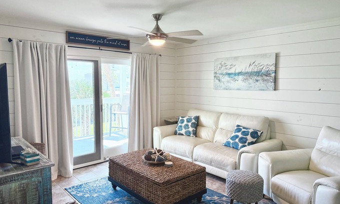 Ono Island Condo | Beach Vibes with River Views -Pool & Fishing Pier Perfect getaway in Perdido Key