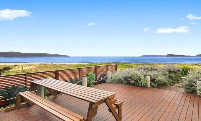 Umina Beach House | BEACHCOMBER - WATERFRONT UMINA BEACH WIFI