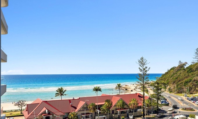 Coolangatta Apartment | Beachfront 1-Bed Flat with Pool & Gym Access