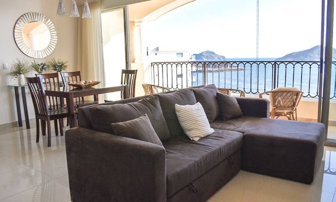 Marina Mazatlan Condo | BEACHFRONT 2 BEDROOM CONDO IN LAS GAVIAS RESORT - Sleeps 6
