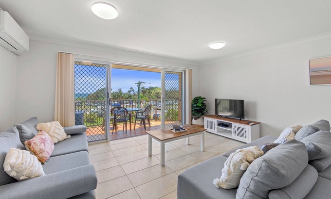 Bogangar Apartment | Beachfront Bliss: 2-Bedroom Oceanview Apartment at Cabarita Beach